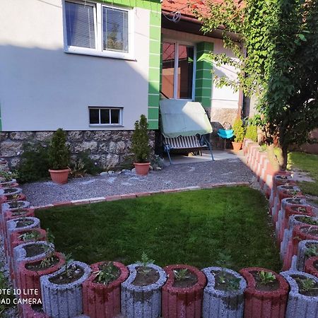 Apartman Lucky 5 Izbovy Rodinny Dom Luaran gambar